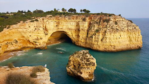 Algarve: Spektakulärer Wanderweg entlang der Küste